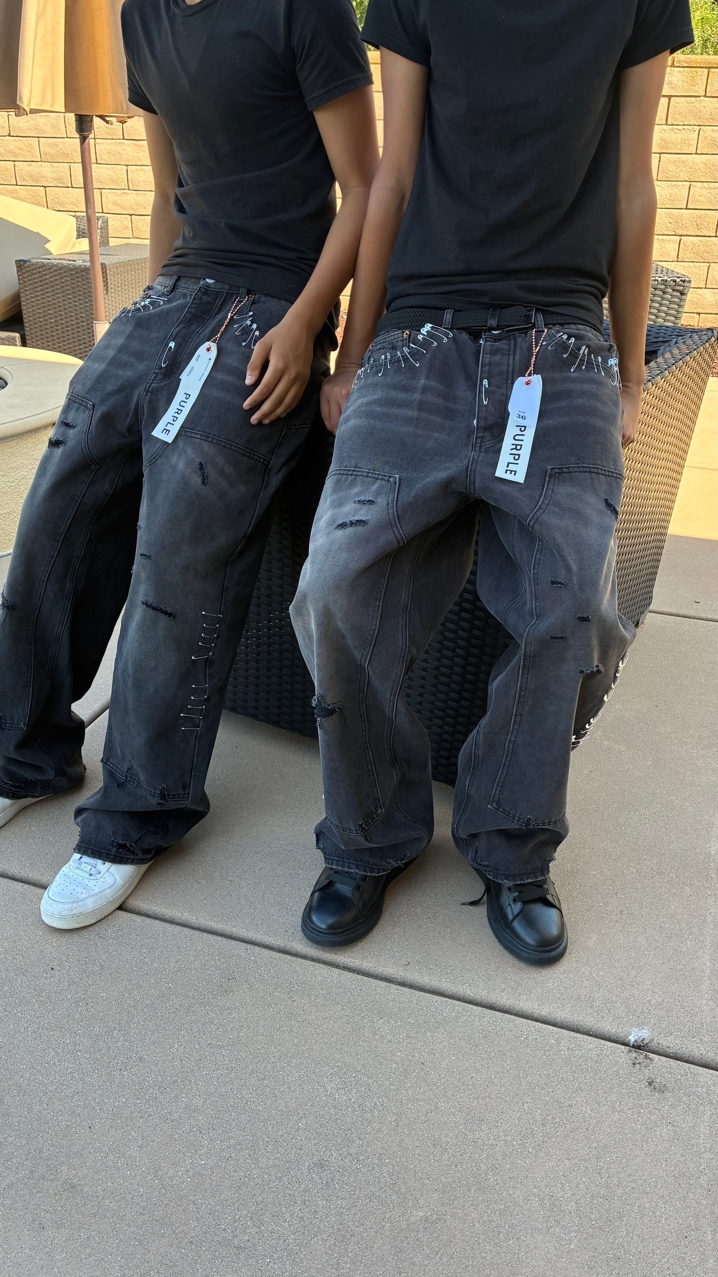 BLACK BAGGY DISTRESSED PURPLE JEANS